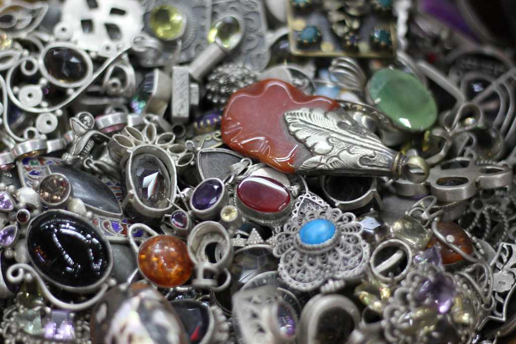 12 Best Shopping Places In Oman 3 Muttrah Souq