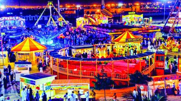 Top Festivals in Oman: A Cultural Journey Through Tradition and Celebration 2 Salalah Festival